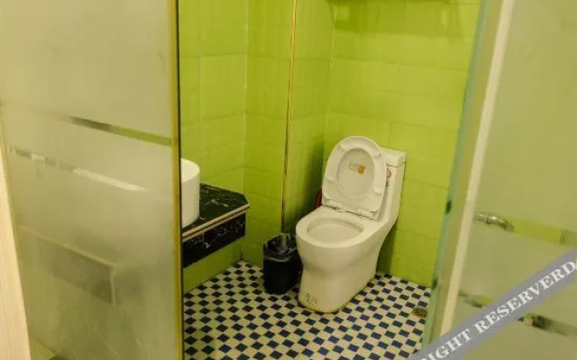 Fuzhou Jing'en Express Hotel (Zhenyu Subway Station)
