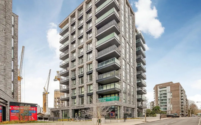 Refined 3-bedroom Condo