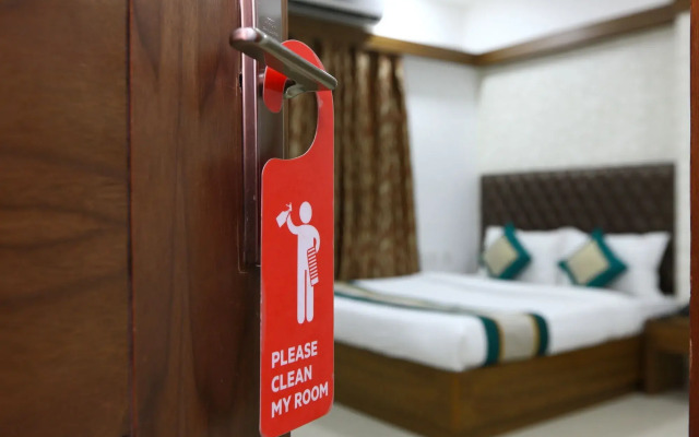 OYO 6626 Khaleej Residency
