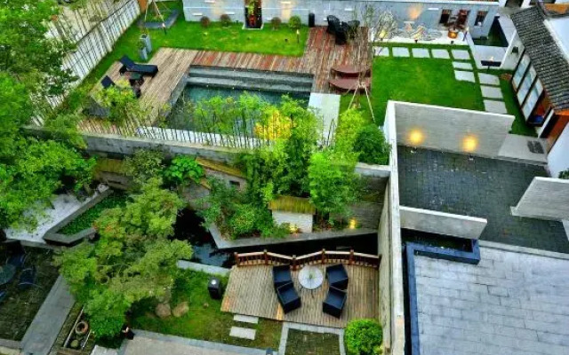 Wuzhen Courtyard Homestay