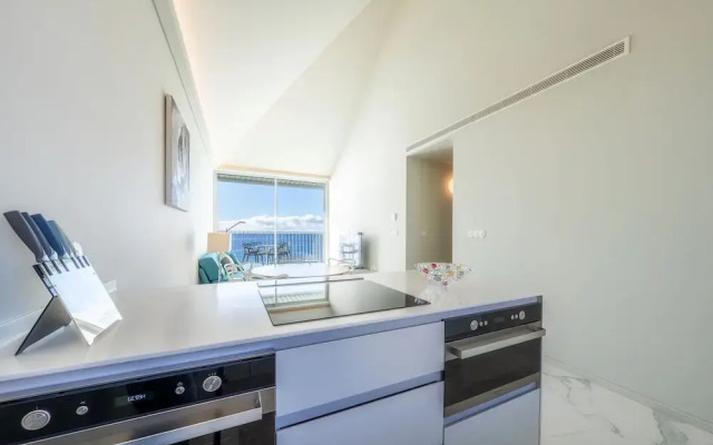 Barreirinha Front-Line Sea View II