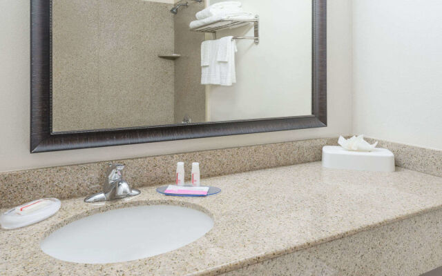 MCM Elegante Hotel and Conference Center Odessa