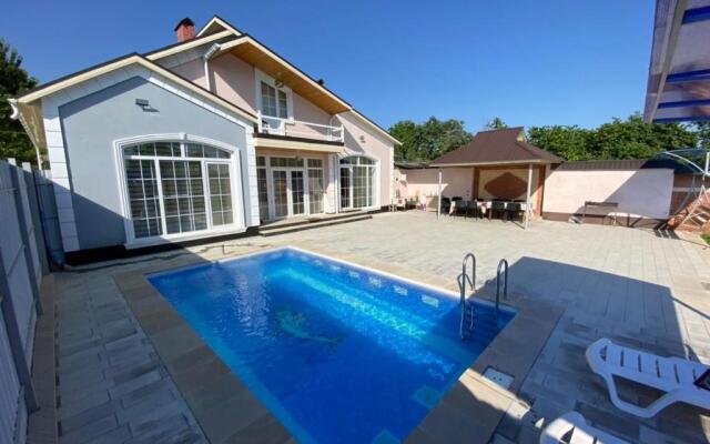 Vandam Guest Villa