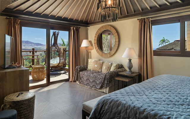 Royal River, Luxury Hotel - Adults Only
