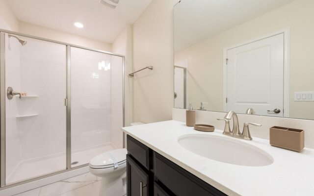 Private Pool Modern Elegance Ideal Locale