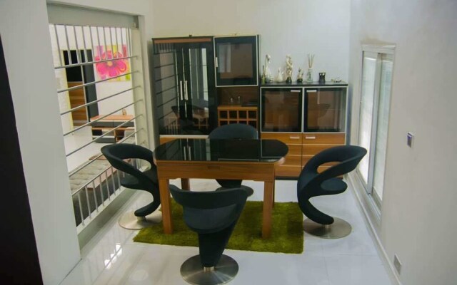 Le Forthbridge Apartment