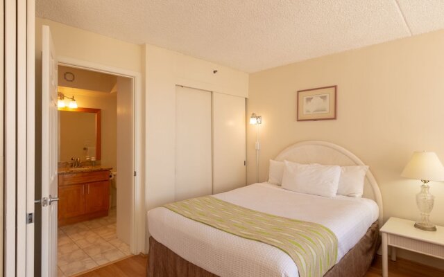 Tower 2 Suite 2012 at Waikiki