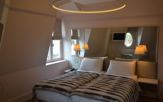 Le Cesar Hotel
