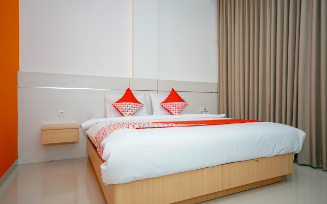 Townhouse Oak Palembang near Palembang Golf Club formerly KR Hotel – Guest Rooms – Palembang