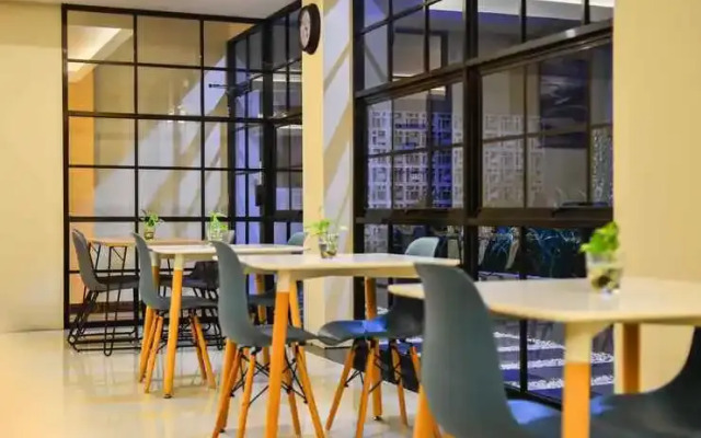 Art 2Stay Hotel Semarang