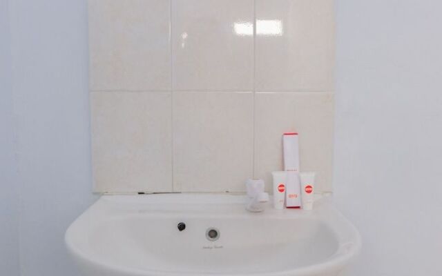 Hotel O Arjosari Near Plaza Araya Formerly Hotel Nugraha