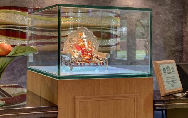 Donnington Manor Hotel