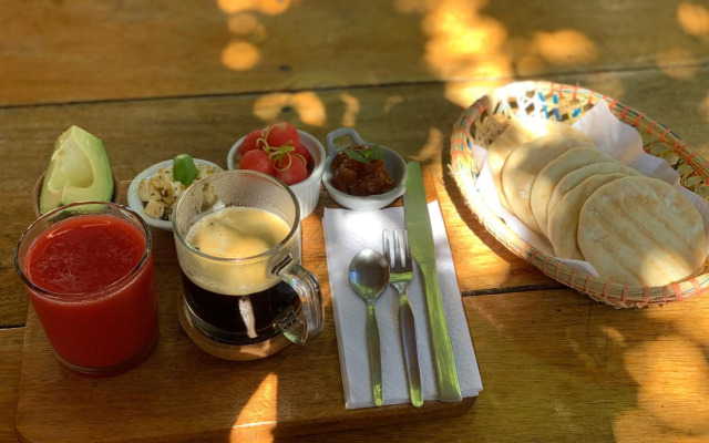 Casa Kresala, Surf House