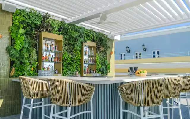 Palacio Provincial San Juan, Curio Collection by Hilton
