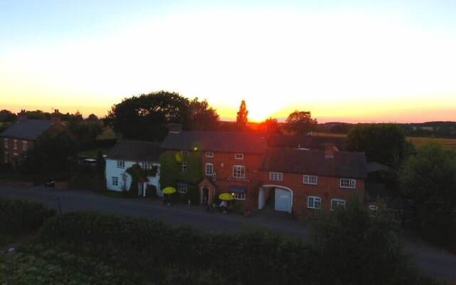 The Royal Arms Hotel