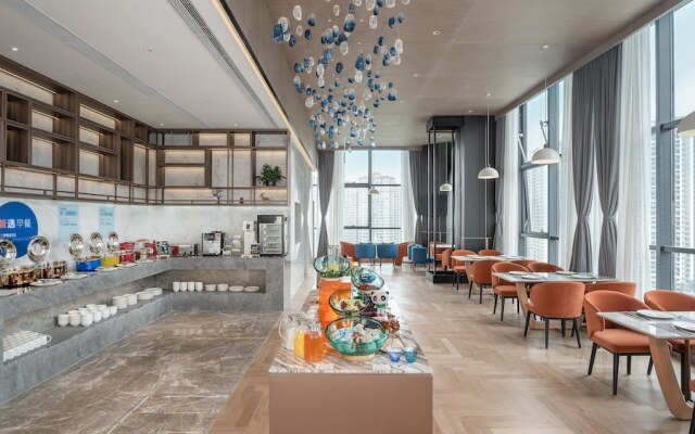 Holiday Inn Express Chengdu Pidu