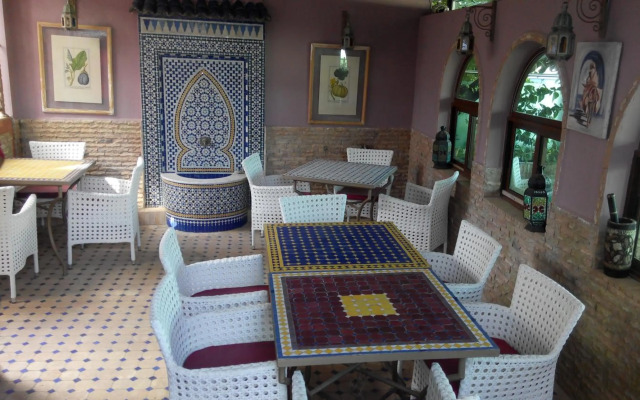 Pasta Plaza Hotel