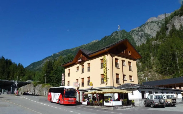 Hotel Suisse