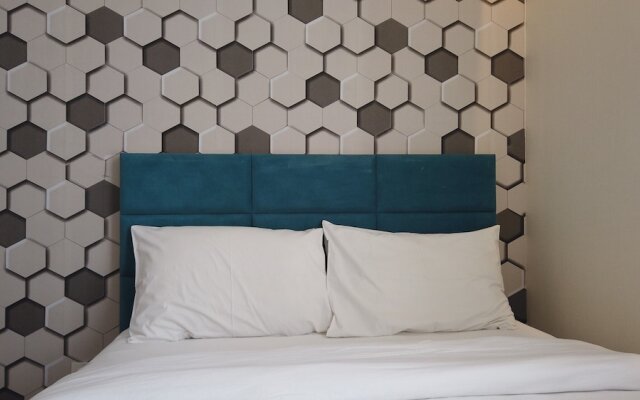 Deluxe 3BR Apartment with City View at Landmark Residence