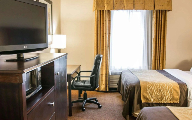 Comfort Inn & Suites