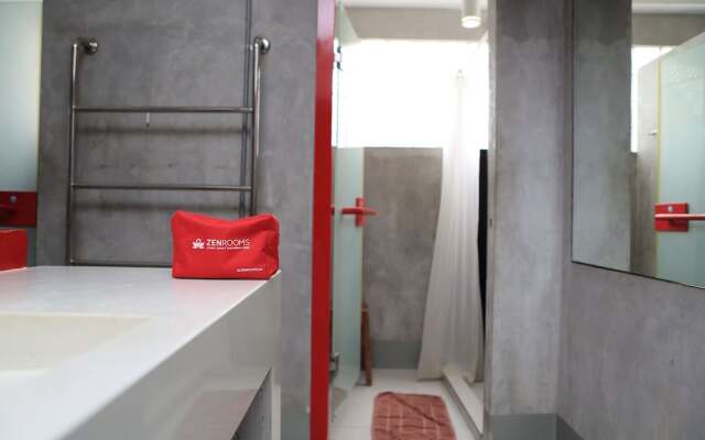 ZEN Hostel Decho Road