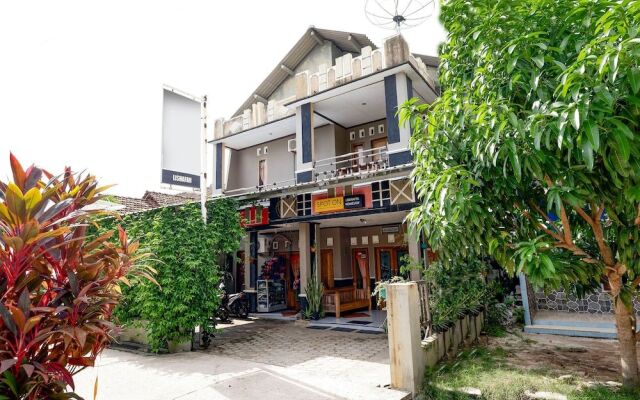 OYO 2430 Lisshaffa Homestay