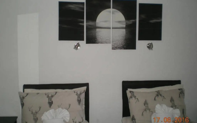 Tay Villa Bed And Breakfast