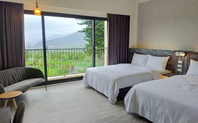 Chulu Manor Hotel