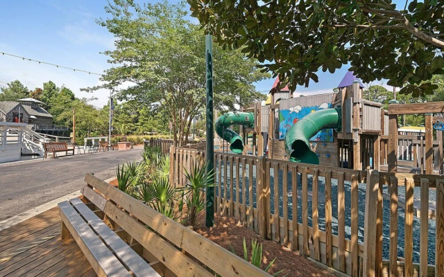 Sandestin Market Street