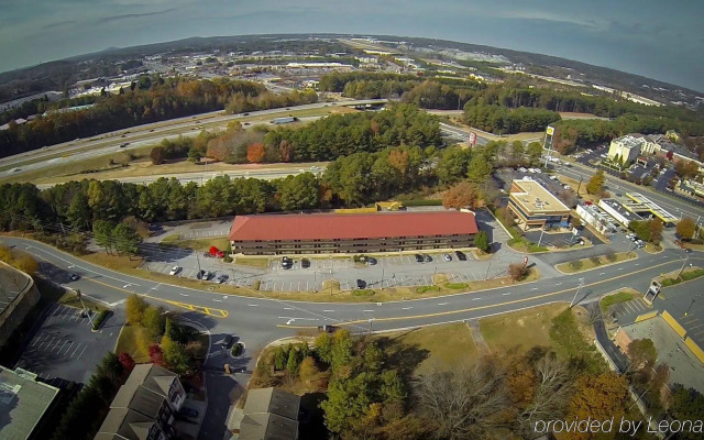 Clarion Pointe Kennesaw Town Center