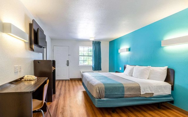 Motel 6 Georgetown, TX