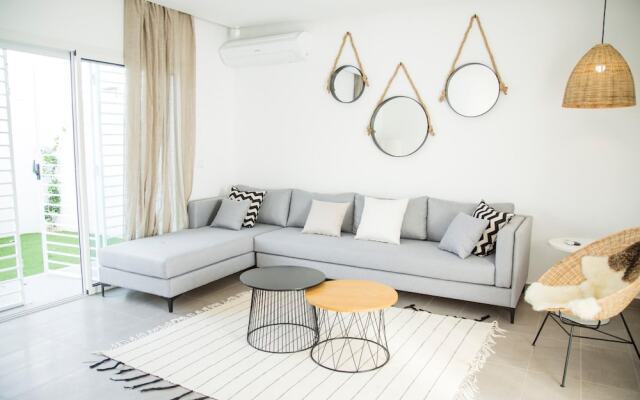 Bright apt w Breakfast 5mn From Carthage Sidibou