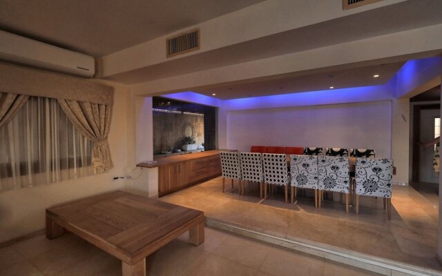 Armon Eilat