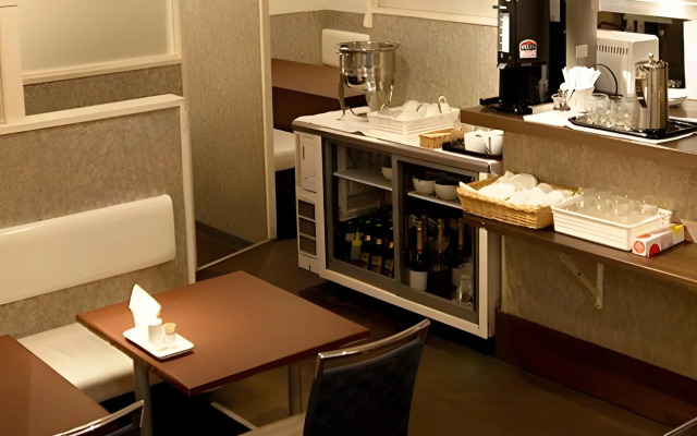 Olympic Inn Kanda