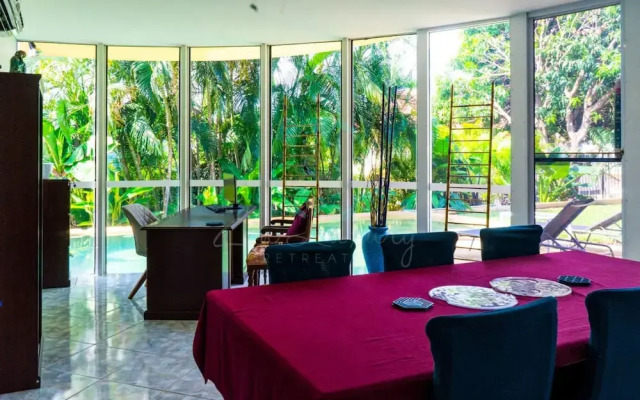 Zenhouse Retreat 5BR Homey Haven Pool Office
