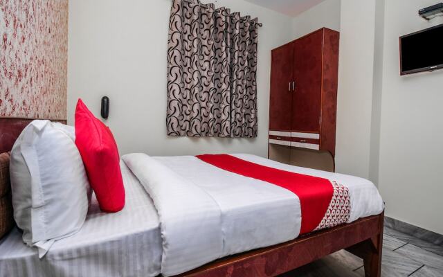 OYO 15242 Hotel Rathi Palace