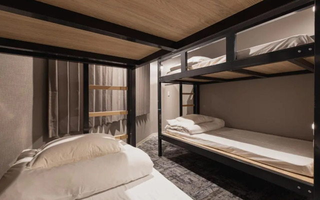 Mash Café & Bed NAGANO - Hostel