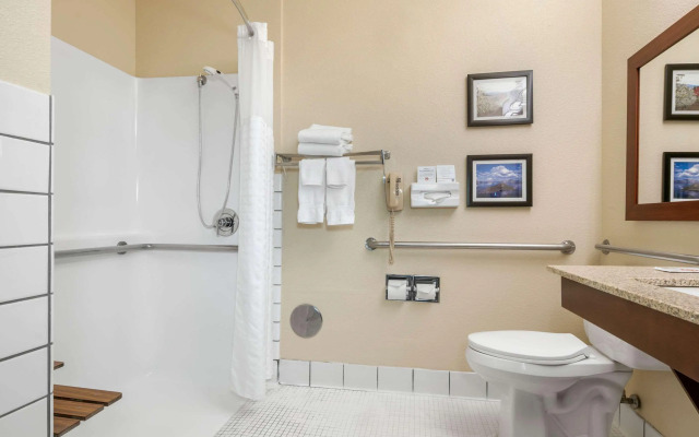 Comfort Inn Medford North