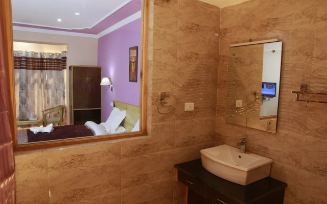 Royal Holiday Hotel