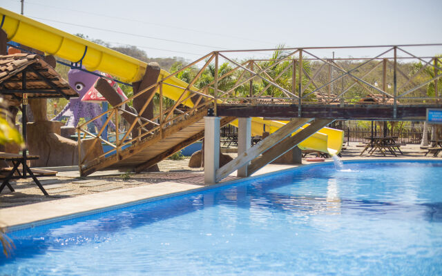 La Boya Hotel y Parque Acuático