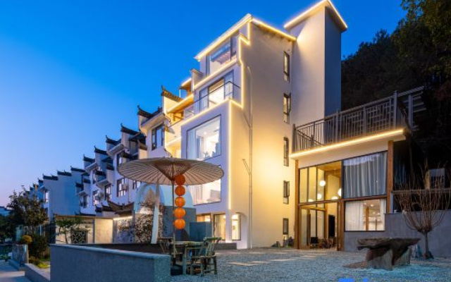 Floral Hotel · Wuyuan Qingyun Zhiye Villa Holiday Hotel