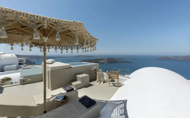 Kaleidoscope Imerovigli Suites
