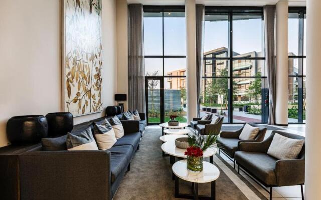 Menlyn Maine Residence Unit 1419