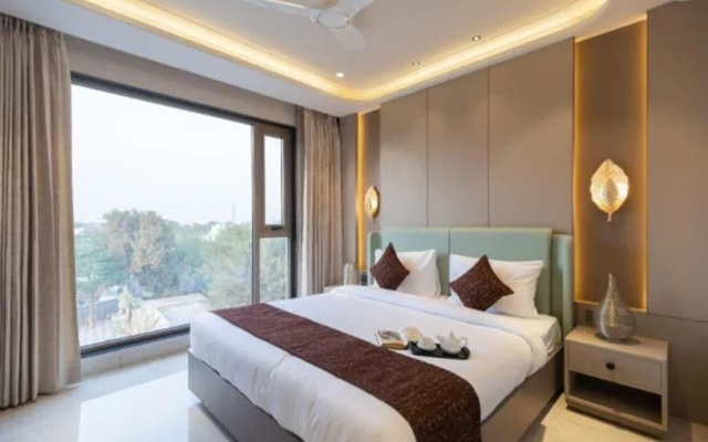 Fabhotel Elite Park Inn