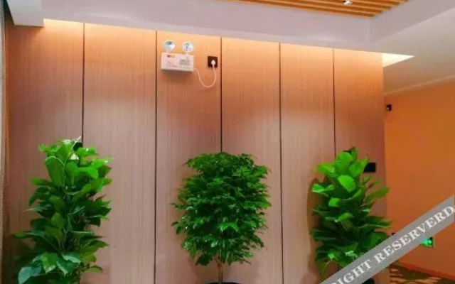 Meicheng Light Luxury Homestay (Xi'an Northwestern Polytechnical University Chang'an Campus)