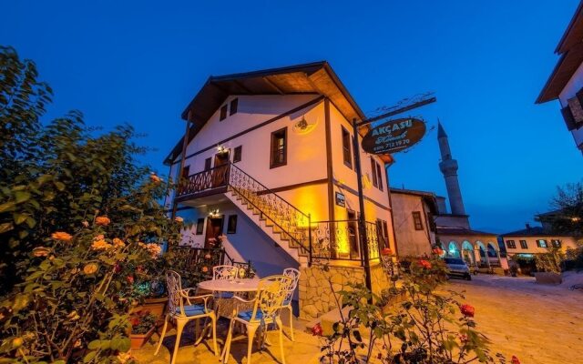 Akcasu Konuk Evi