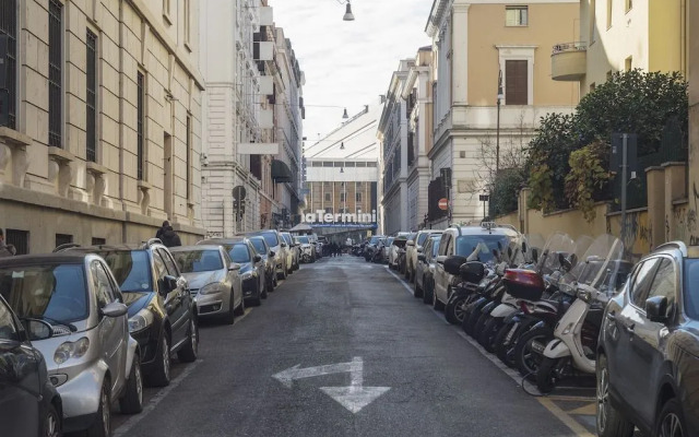 Stazione Termini & Castro Pretorio Flat