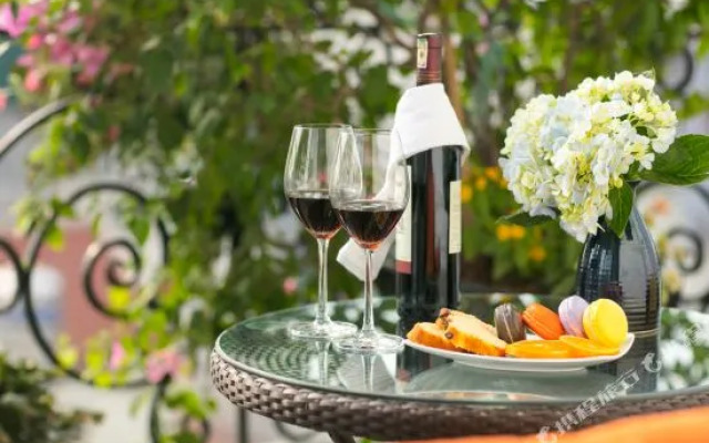 Carillon Boutique Hotel