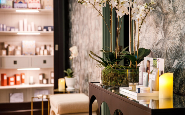 voco Lythe Hill Hotel & Spa by IHG