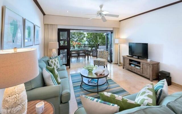 Condo Coral Cove 11 - Near Sandy Lane Beach